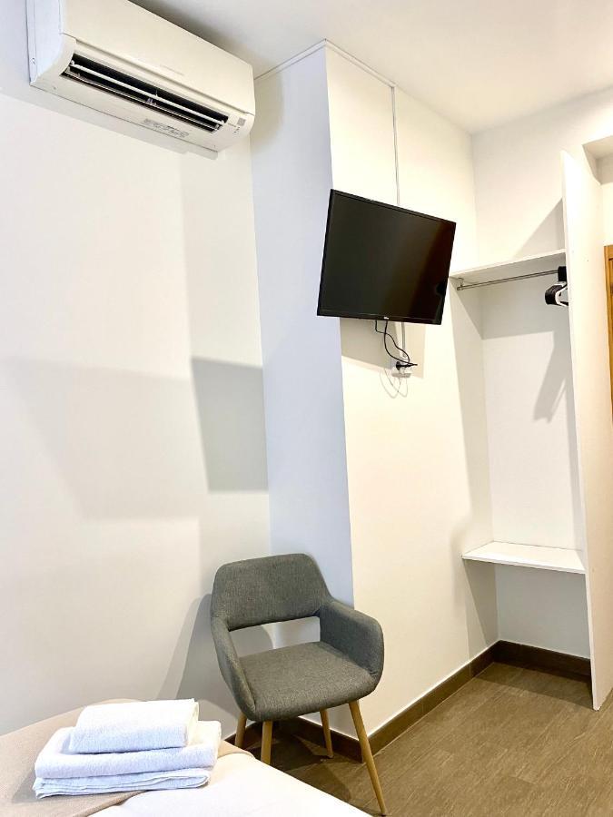 Apartamentos Fuencarral Madrid Luaran gambar