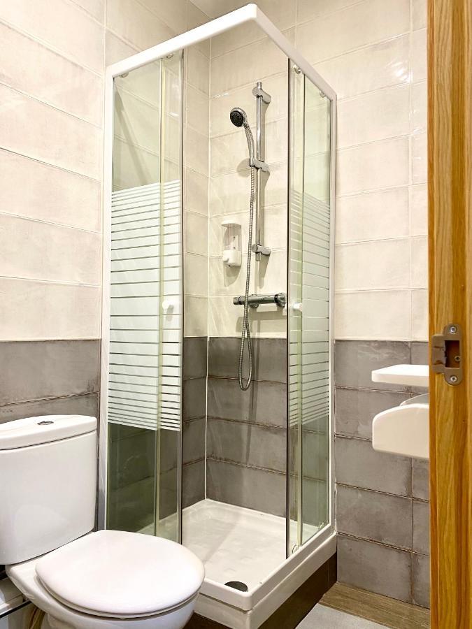 Apartamentos Fuencarral Madrid Luaran gambar