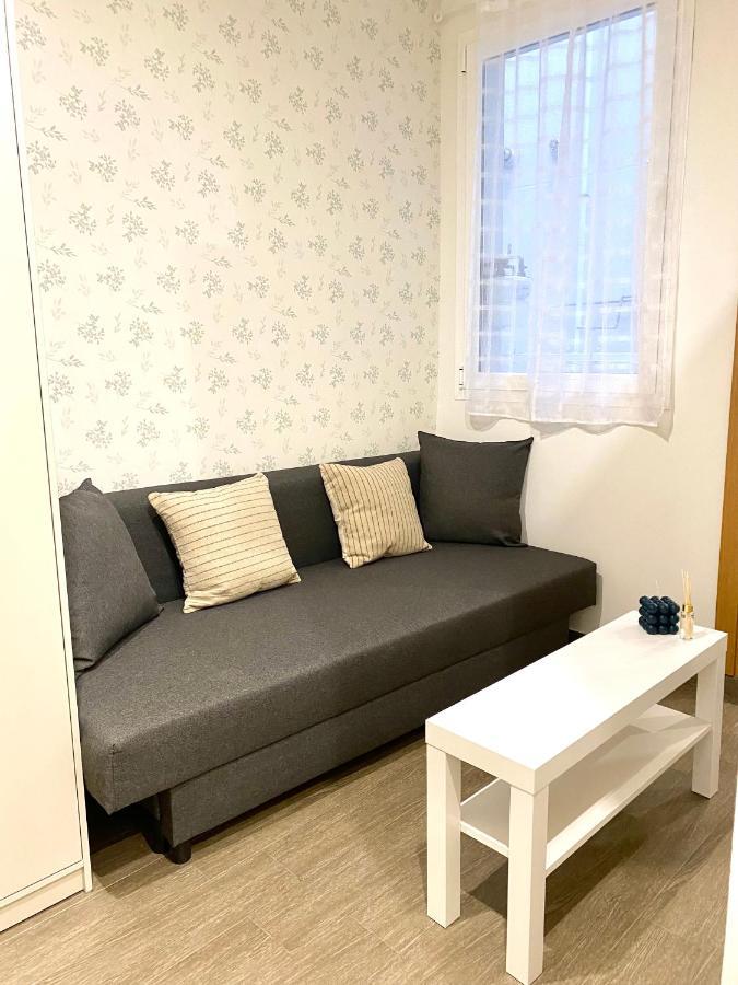 Apartamentos Fuencarral Madrid Luaran gambar